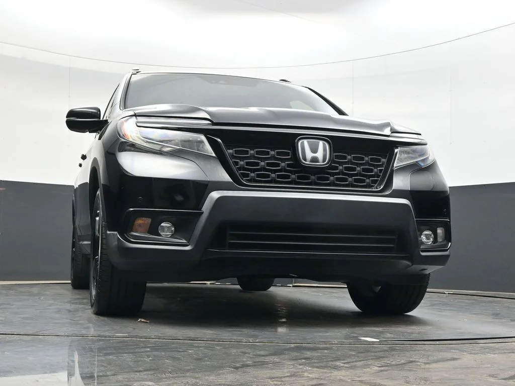 Used 2020 Crystal Black Pearl Honda Elite image 26