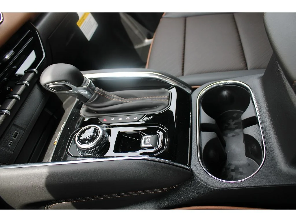 New 2026 ONYX BLACK GMC 4WD AT4 image 16