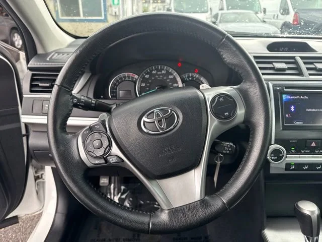 Used 2012 Super White Toyota L image 20