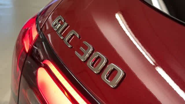 Certified Used 2026 MANUFAKTUR Patagonia Red Metallic Mercedes-Benz GLC 300 image 9