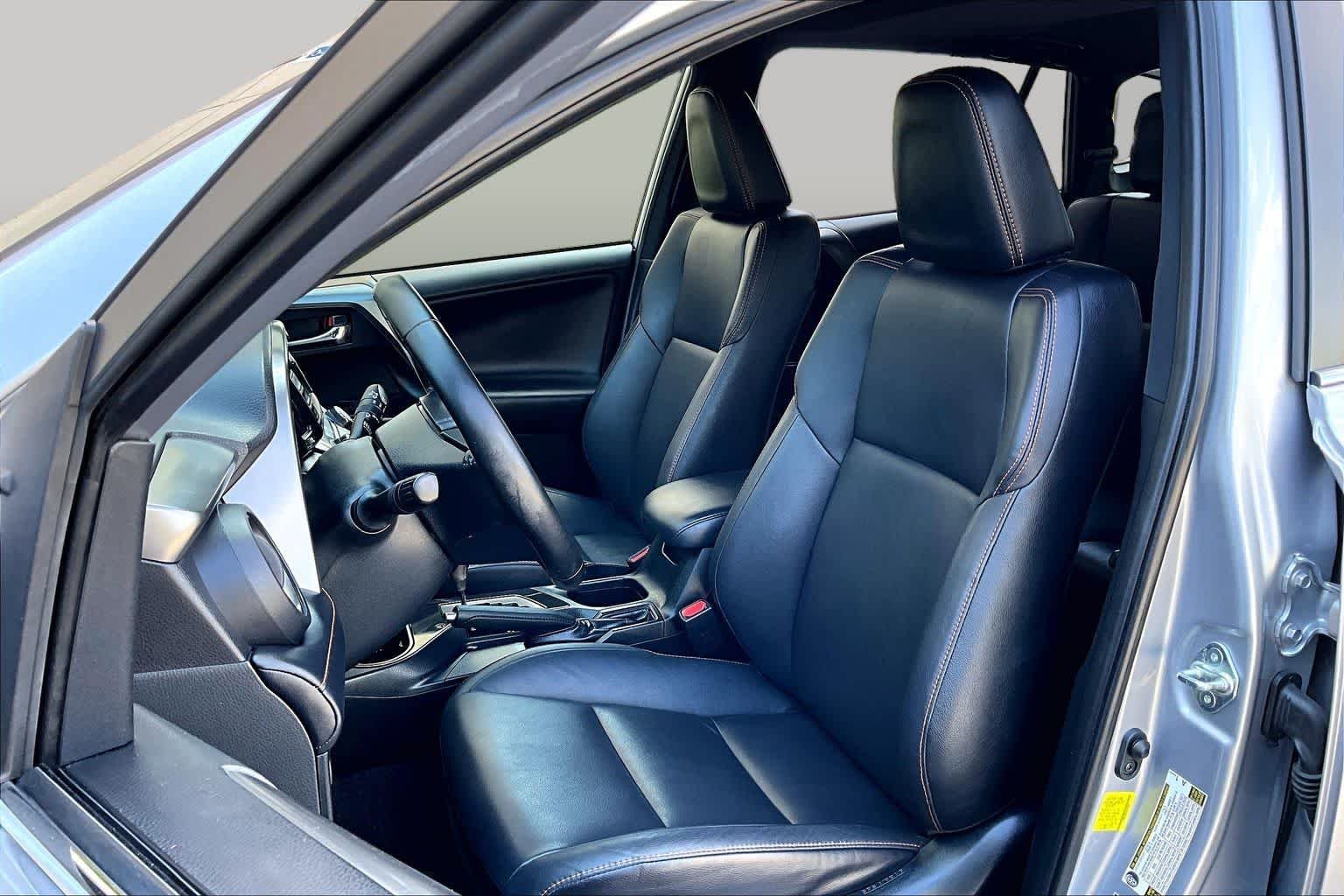 Used 2018 Silver Sky Metallic Toyota Hybrid SE image 9