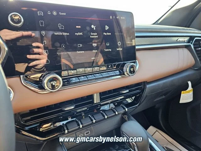 2025 GMC Canyon AT4 - Photo 11