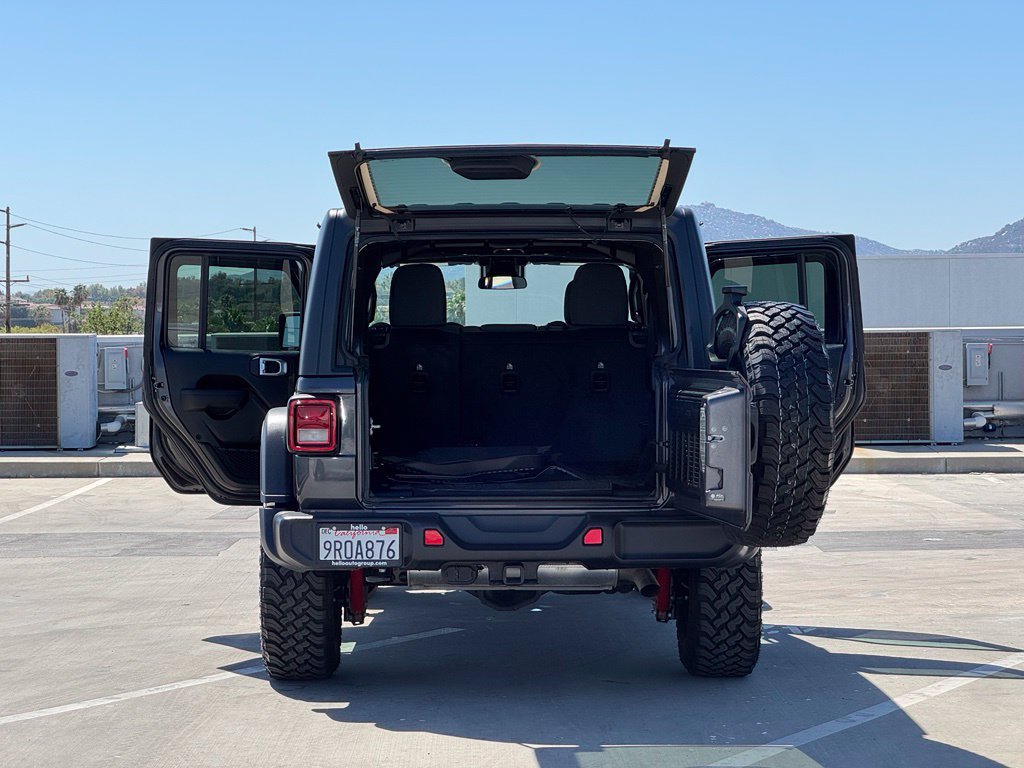 Used 2025 Crystal Metallic Jeep Willys image 26