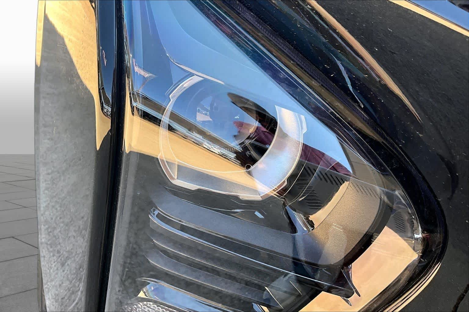 New 2026 Mosaic Black Metallic Chevrolet ACTIV image 14