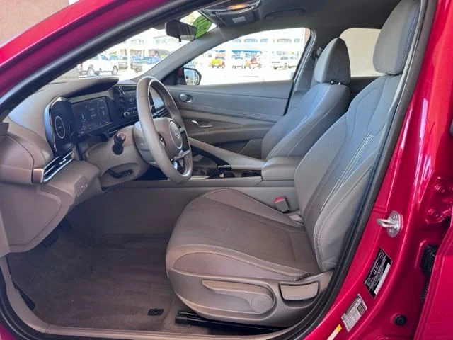 Certified Used 2021 Calypso Red Hyundai SEL image 9