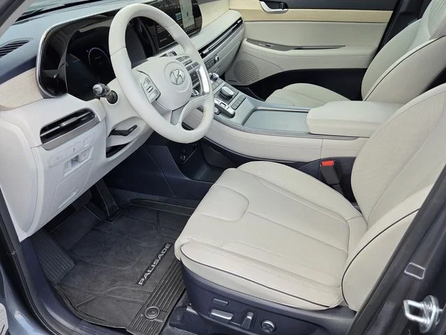 Used 2025 Gray Hyundai Limited image 10