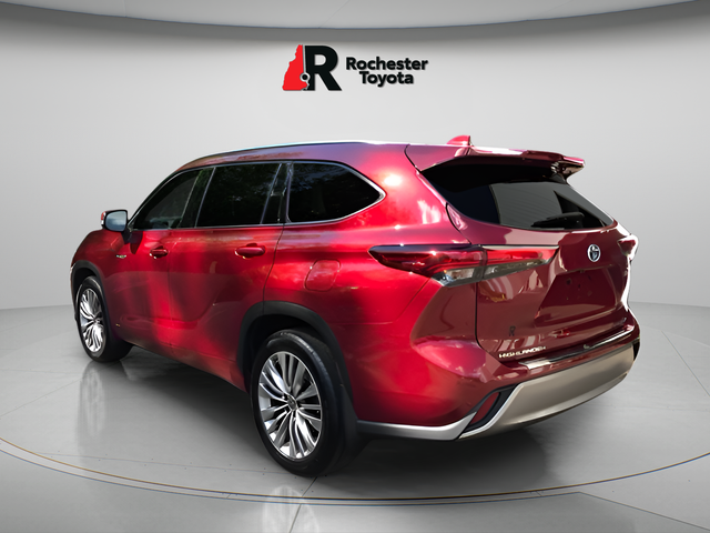 Used 2021 Red Toyota Platinum image 5