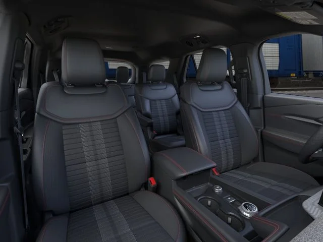 New 2026 Space White Metallic Ford ST-Line image 10