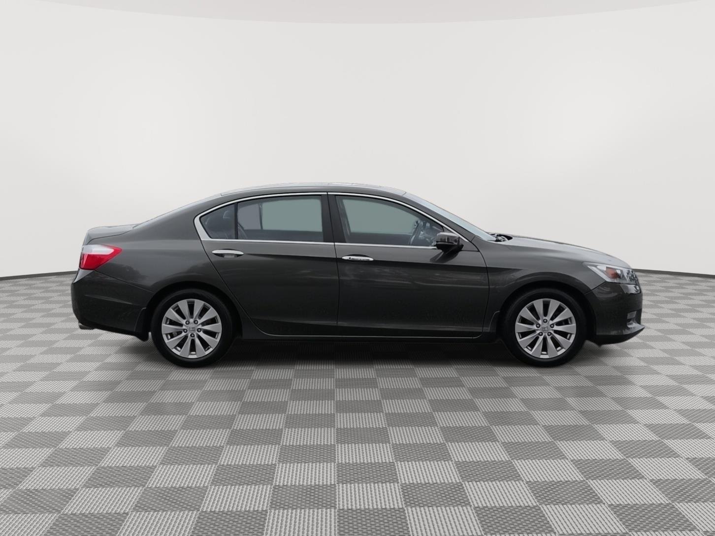 Used 2014  Honda EX image 23