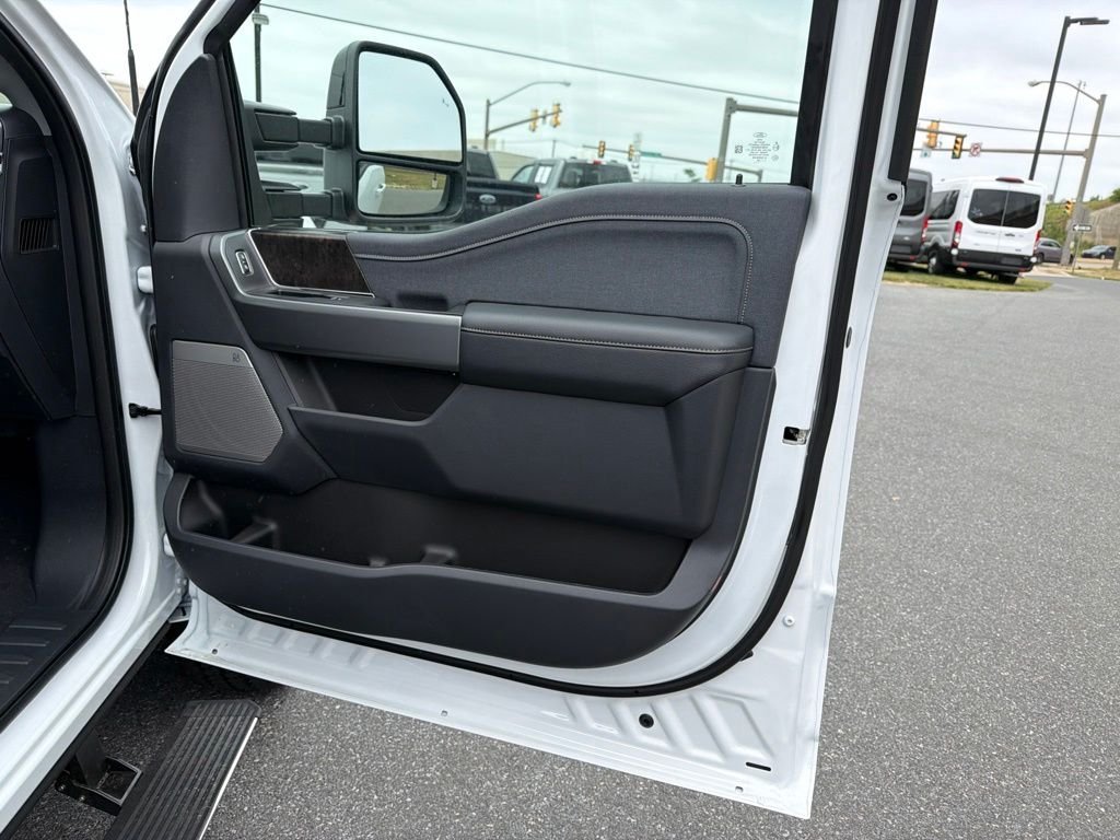 New 2026 Oxford White Ford F-250® Lariat® image 22
