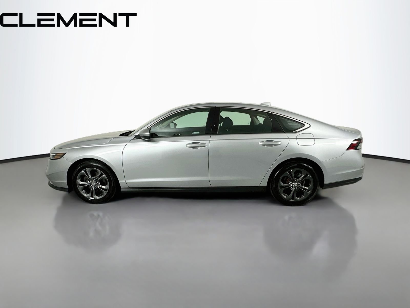 2023 Honda Accord EX - Photo 6