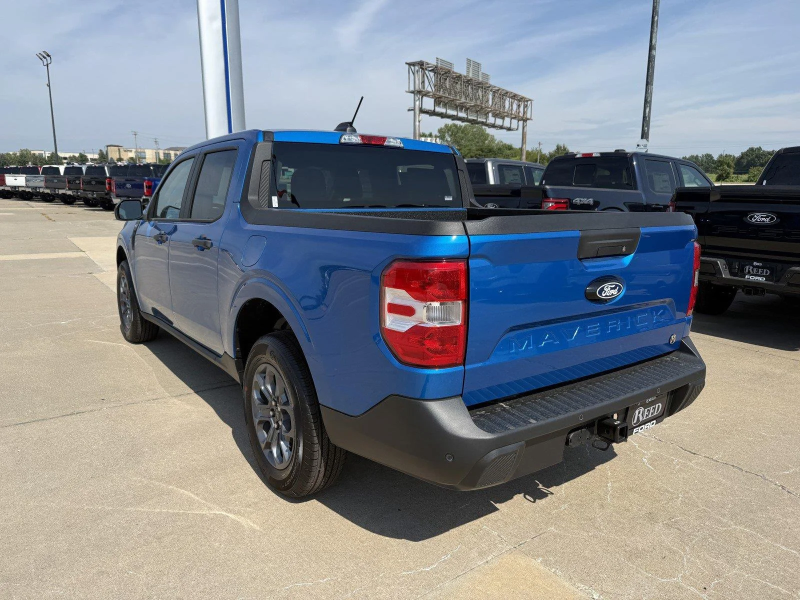 New 2026 Velocity Blue Ford XLT image 7