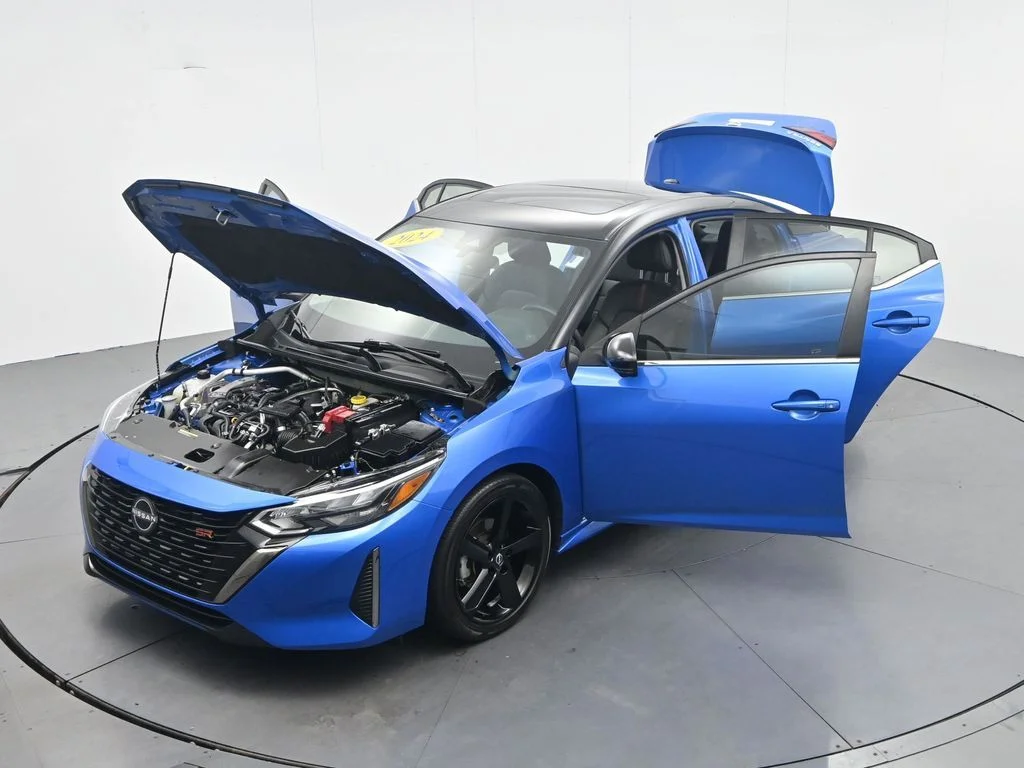 Used 2024 2t Blu Blk Roof Nissan SR image 49