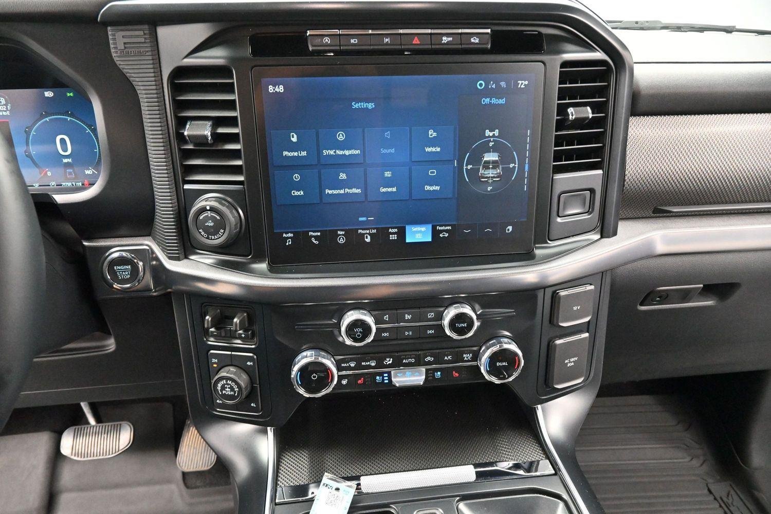 Used 2024 Avalanche Gray Ford Raptor image 23