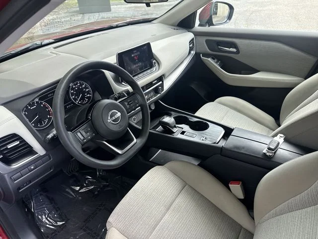 Used 2023 Red Nissan SV image 15