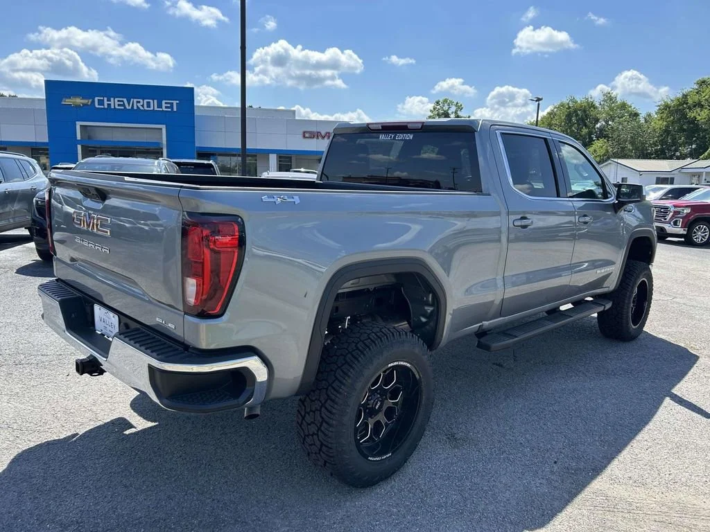New 2026 Sterling Metallic GMC SLE image 4