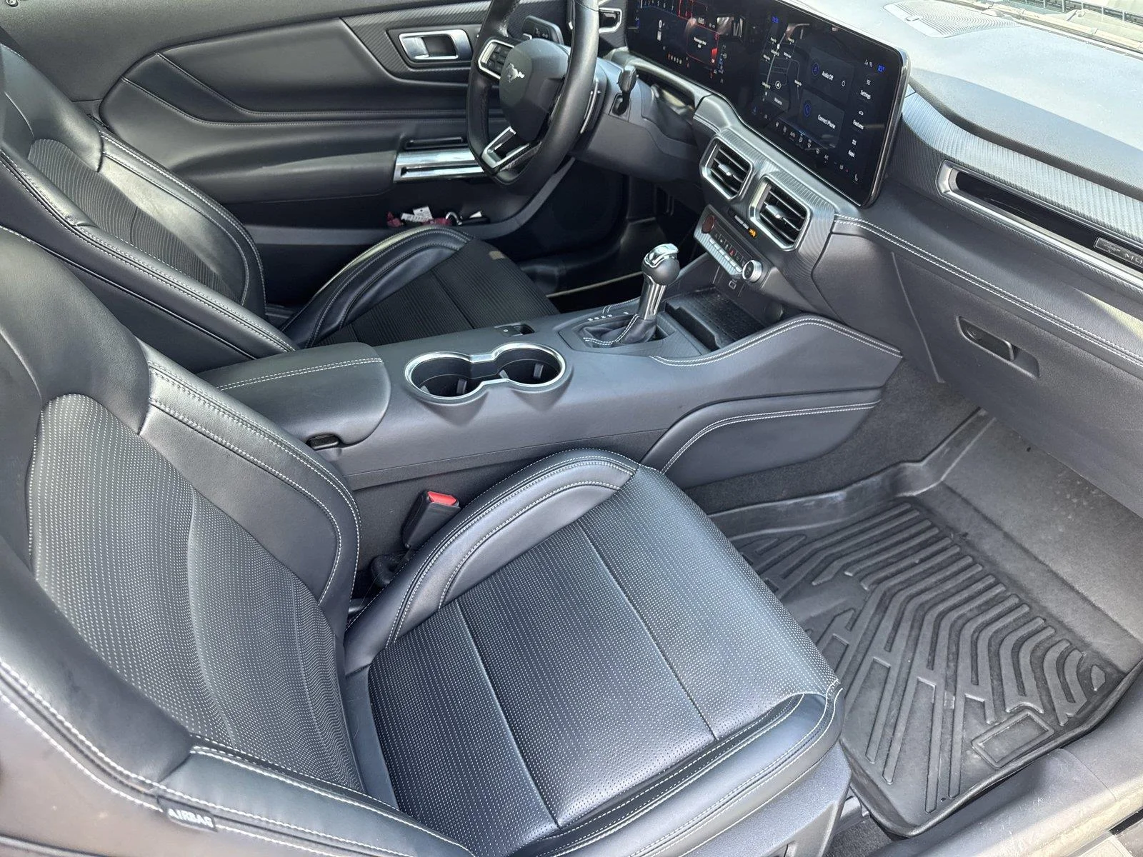 Used 2024 Shadow Black Ford GT Premium image 29