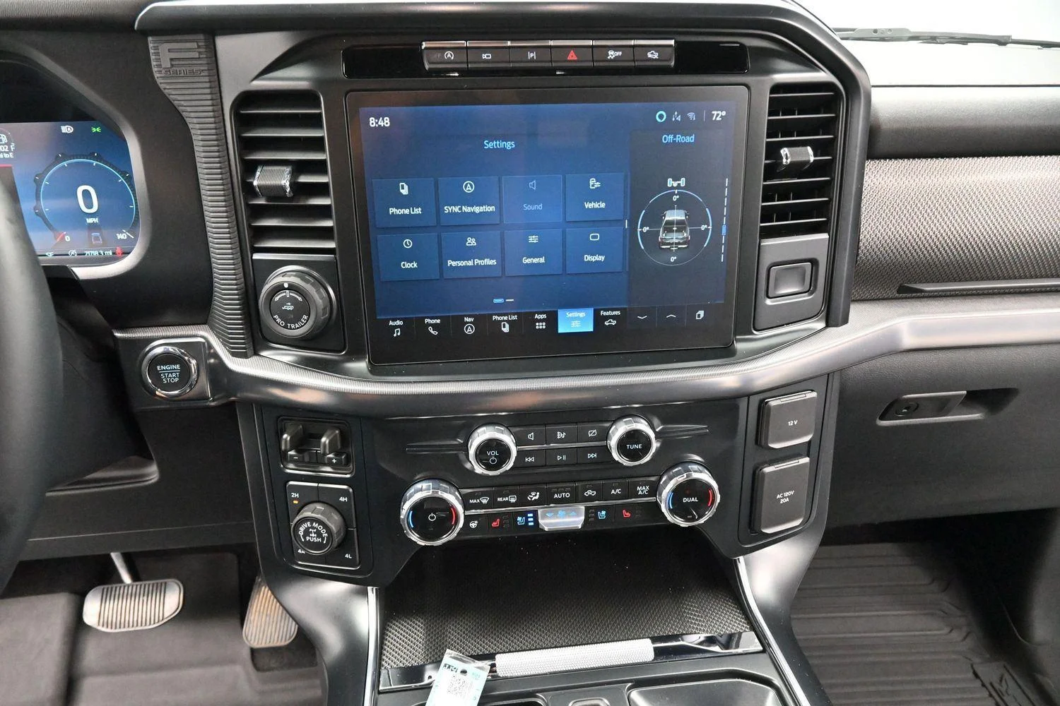 Used 2024 Avalanche Gray Ford Raptor image 23