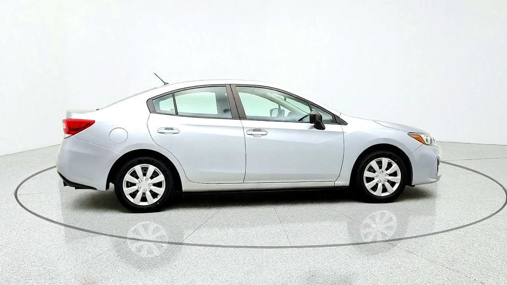 Used 2019 Ice Silver Metallic Subaru 2.0i 4-door CVT image 4
