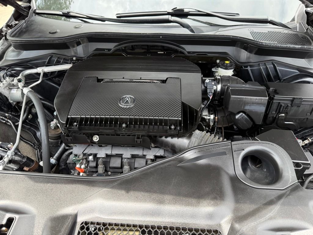 Used 2024 Majestic Black Pearl Acura Technology image 10