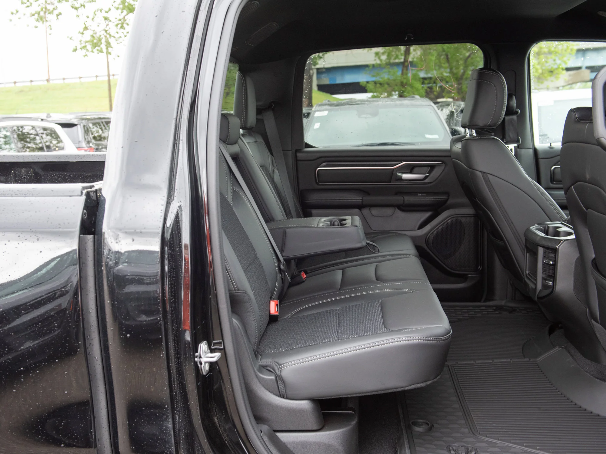New 2026 Black RAM Sport* image 20