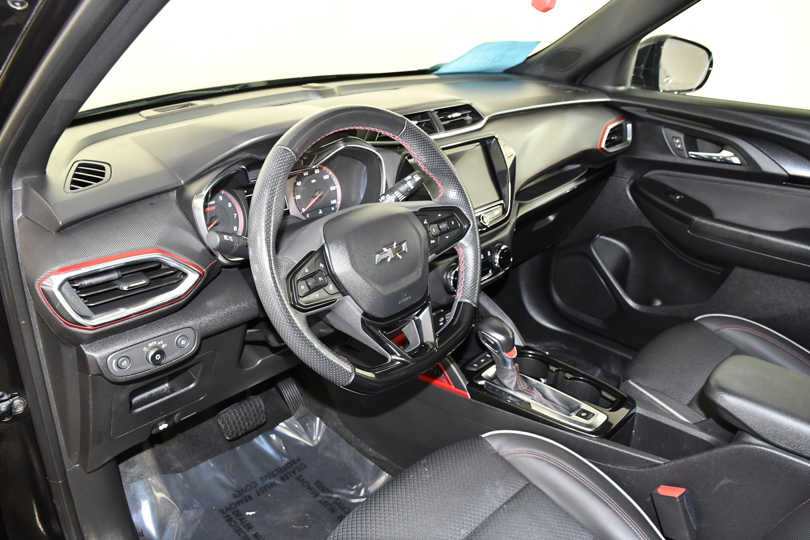 Used 2023 Mosaic Black Metallic Chevrolet RS image 38