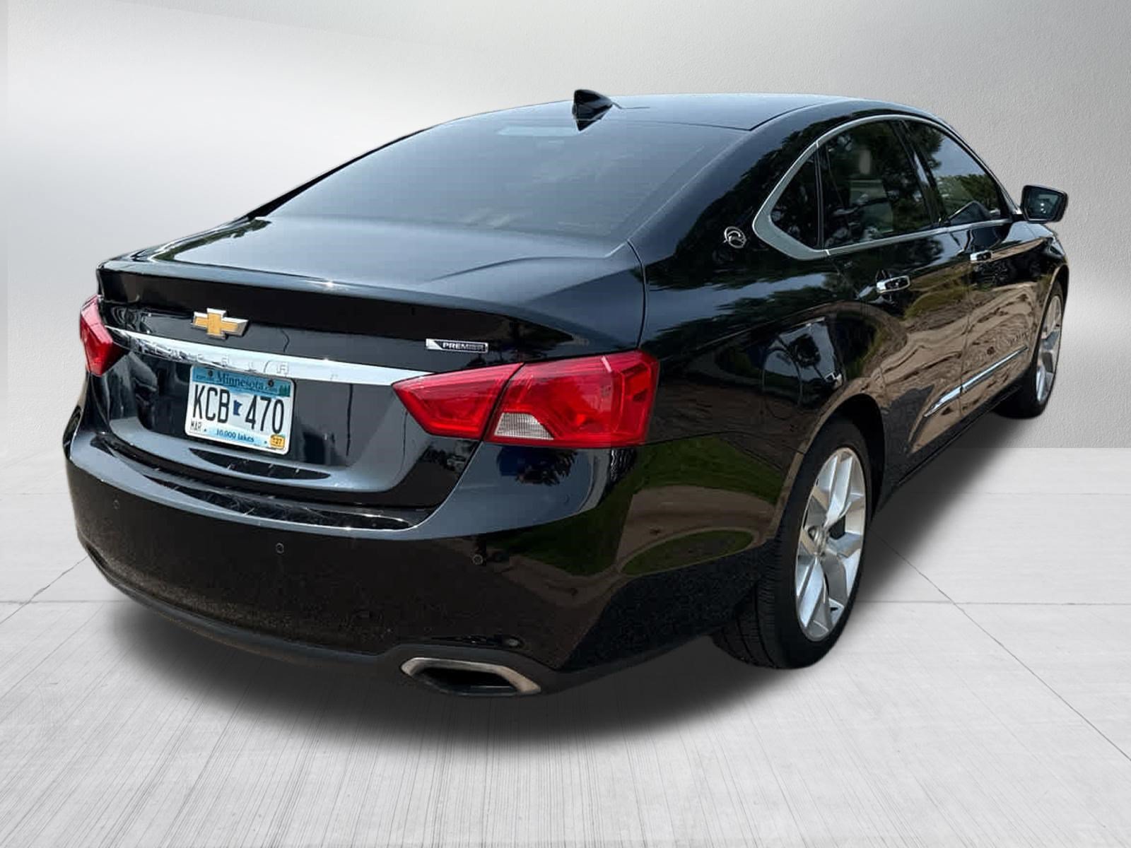 Used 2020 BLACK Chevrolet Premier image 7