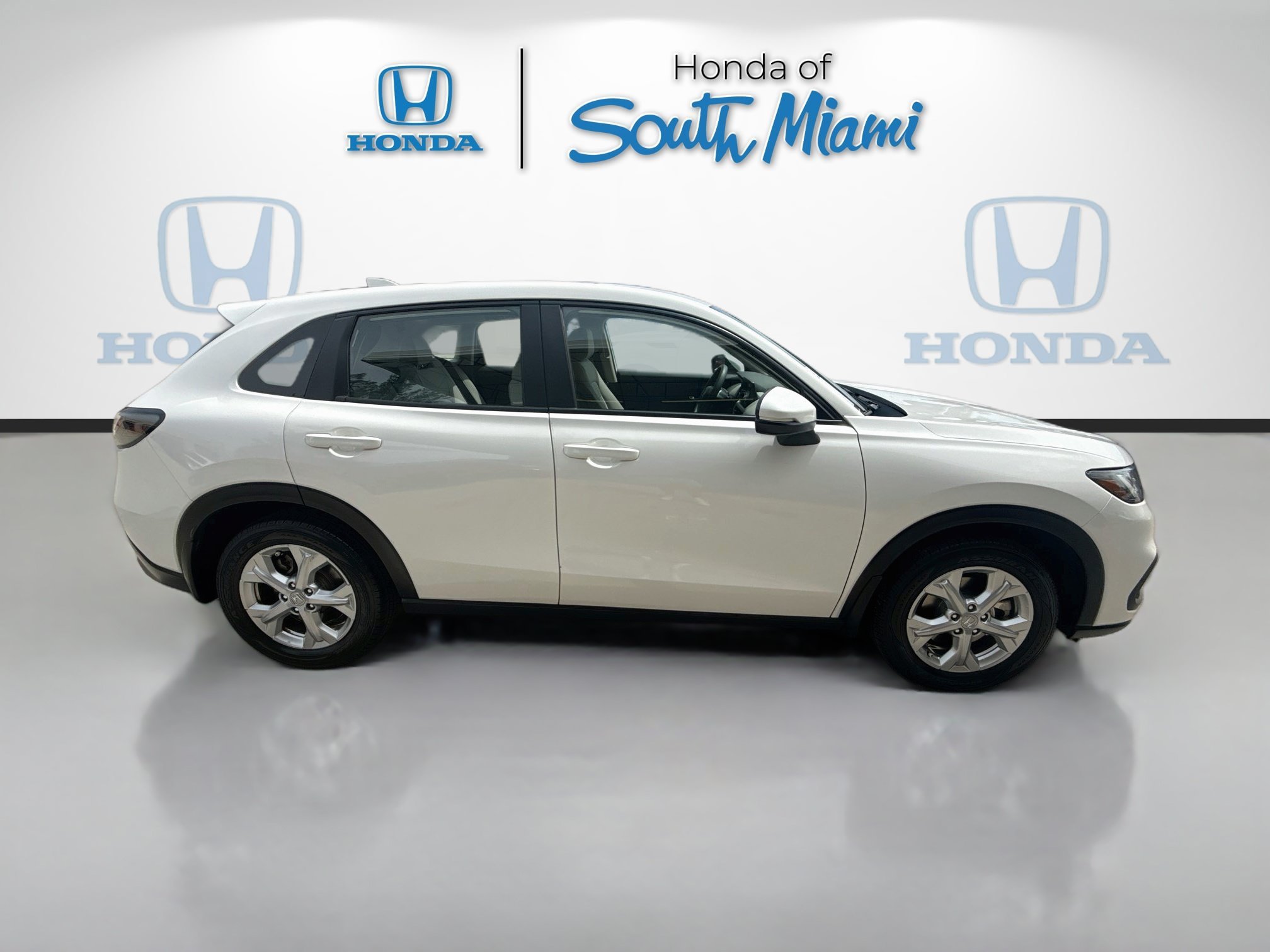2025 Honda HR-V LX - Photo 8