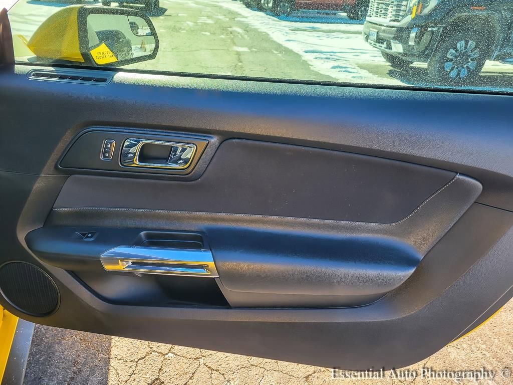 2016 FORD MUSTANG - Image 18