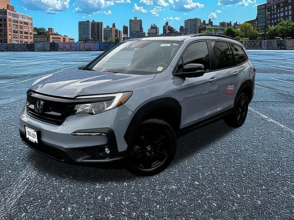 Certified Used 2022 Sonic Gray Pearl Honda TrailSport image 1