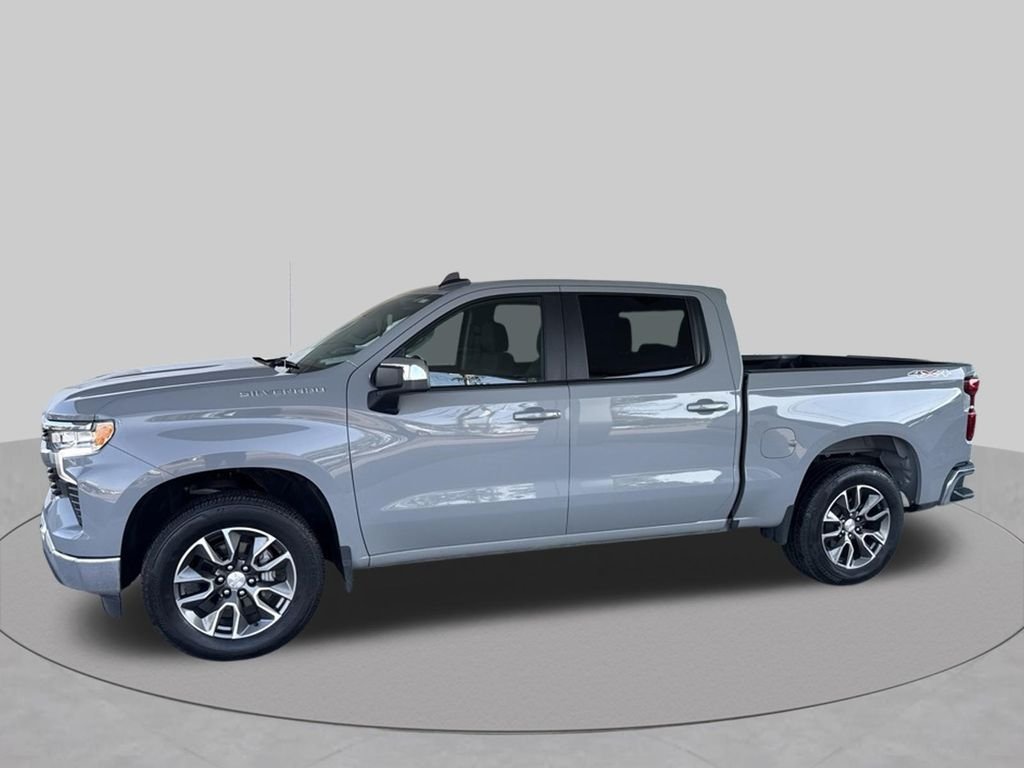 Used 2024 Gray Chevrolet LT image 3