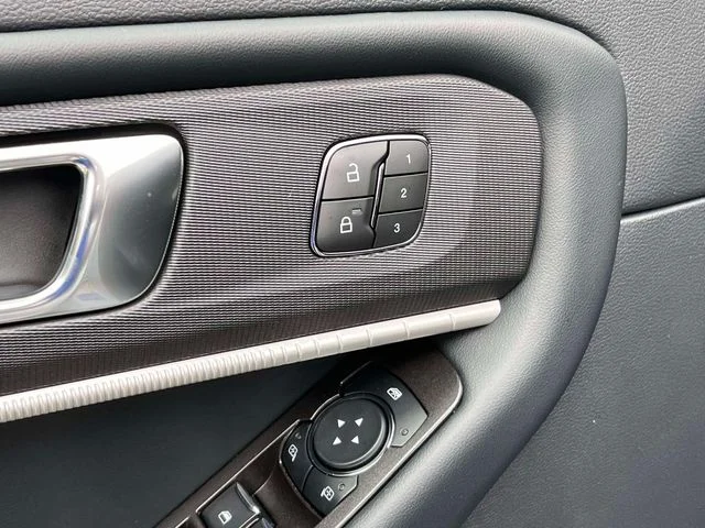 New 2026 Space White Metallic Ford Tremor® image 22
