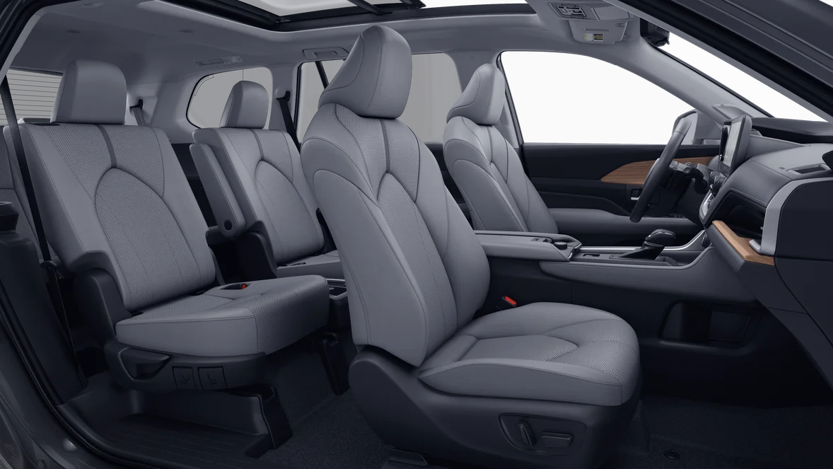New 2026 Midnight Black Metallic Toyota Platinum image 28