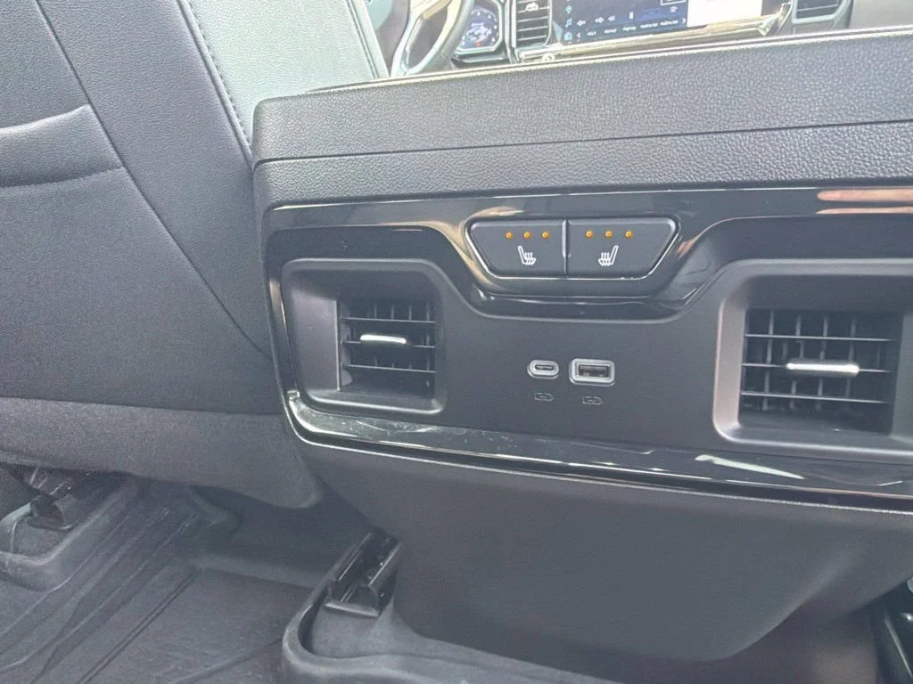 Used 2025 Black Chevrolet ZR2 image 15