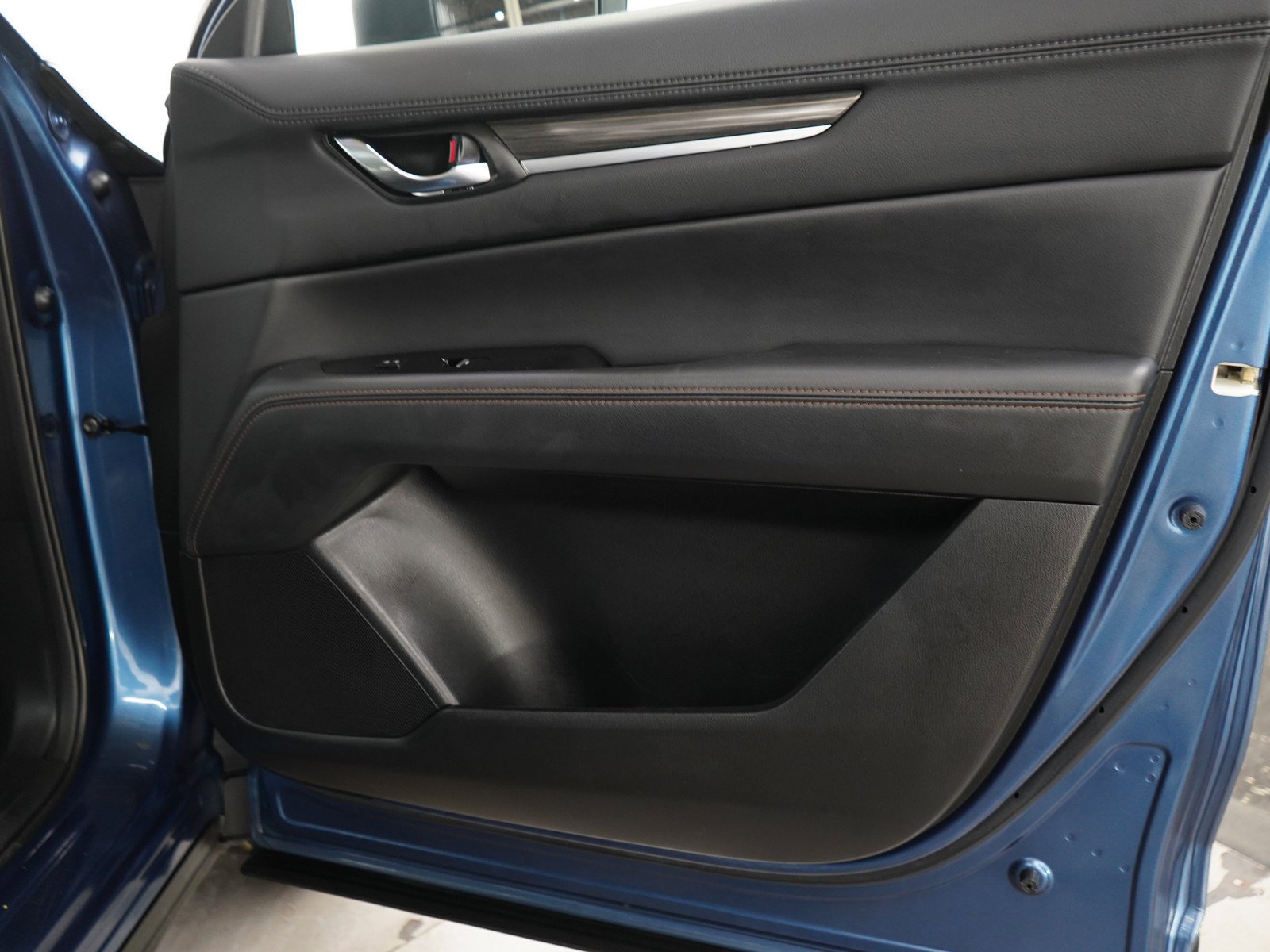 Used 2022 Eternal Blue Mica Mazda 2.5 S Premium Package image 9