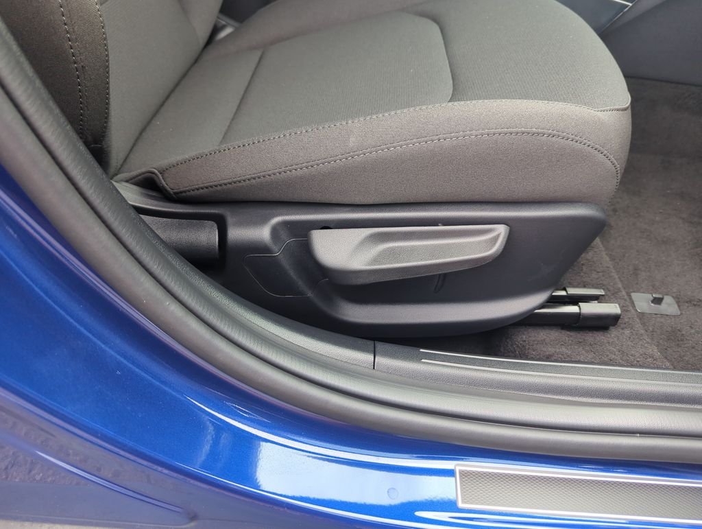 New 2026 Deep Sea Blue Kia LXS image 36
