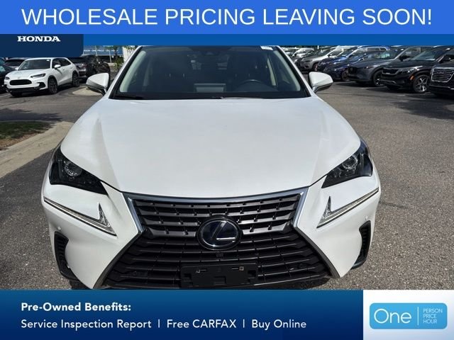 Used 2020 White Pearl Lexus 300h image 2
