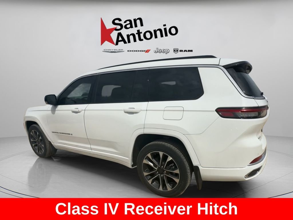 New 2025 Bright White Clear-Coat Exterior Paint Jeep Overland image 10