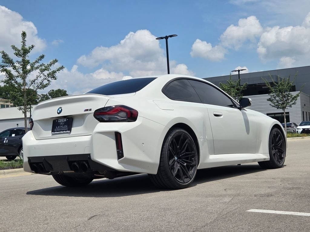 Used 2025 Alpine White BMW Base image 31