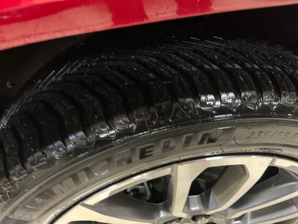 Used 2023 Red GMC Denali image 12