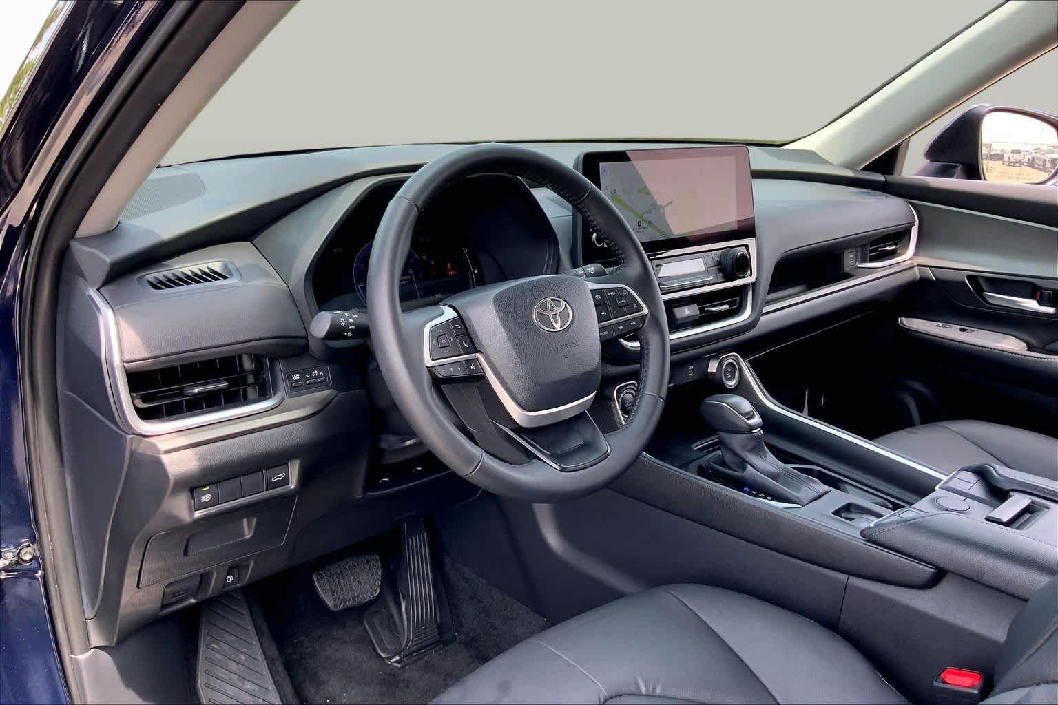 Used 2025 Blueprint Toyota XLE image 17