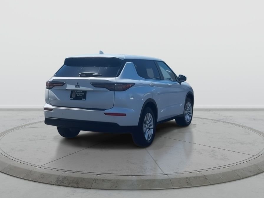 New 2026 WHT DIAMOND Mitsubishi ES image 6