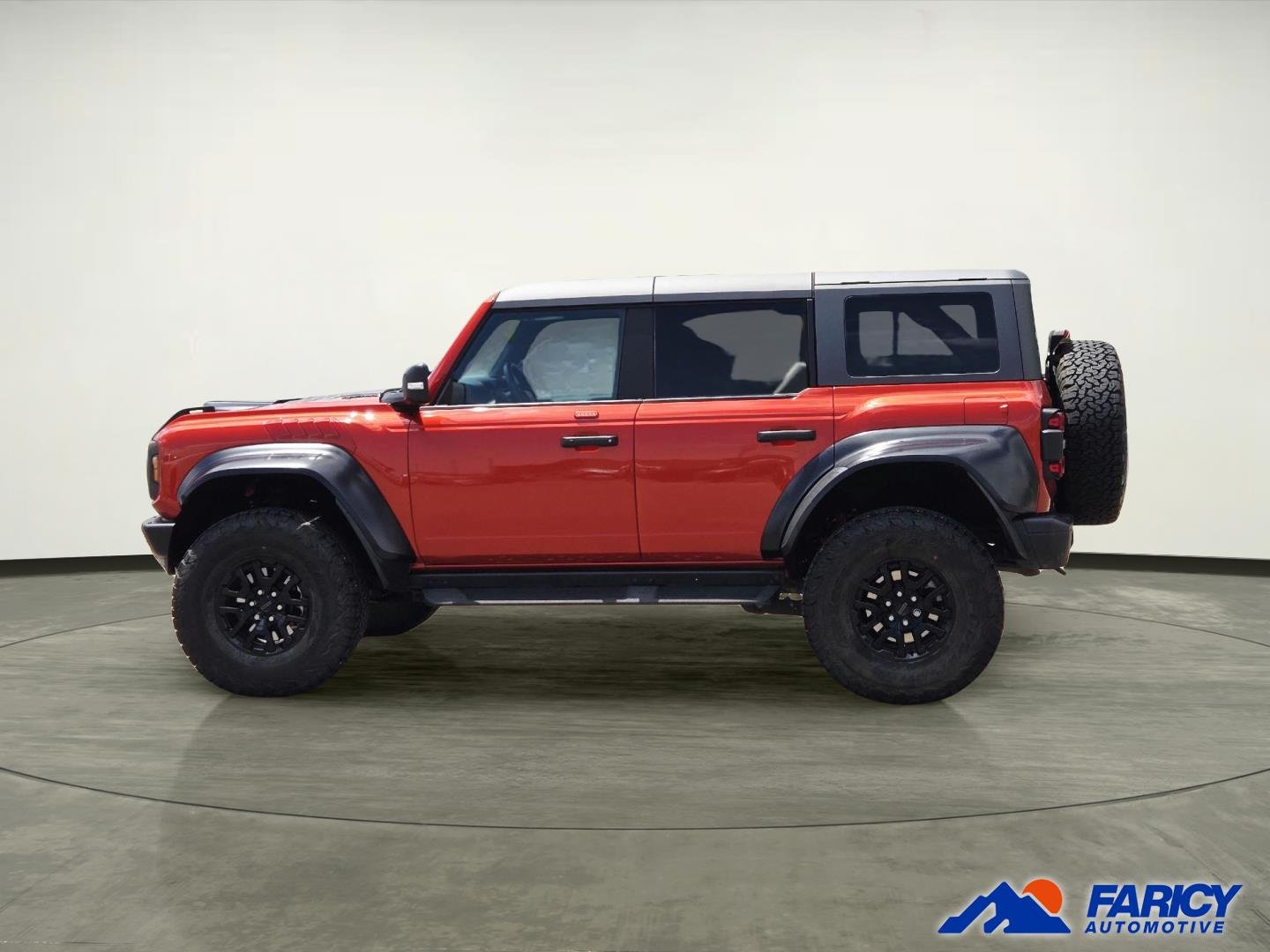 Used 2023 Hot Pepper Red Tinted Clearcoat Ford Raptor image 2