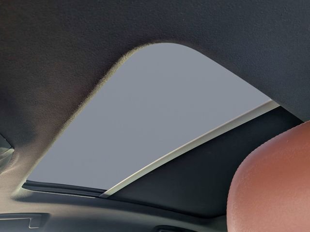 Used 2018 Gray Maserati GranLusso image 18