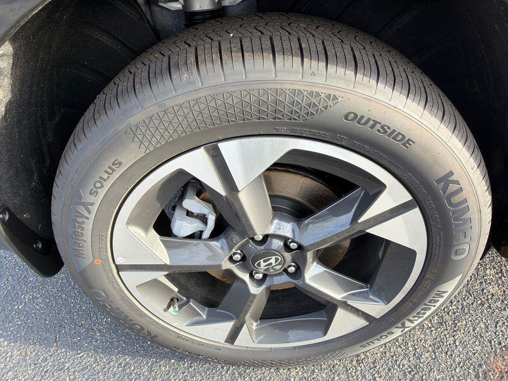 New 2026 Silver Hyundai Limited FWD image 17