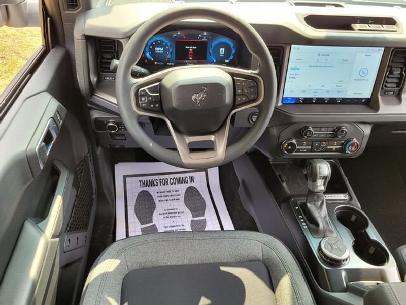 New 2025 Oxford White Ford Base image 7