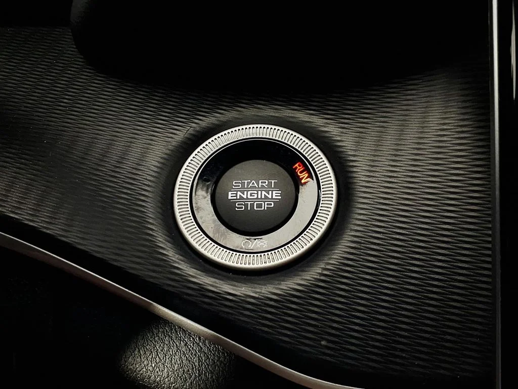 Used 2024 White Jeep Altitude X image 18
