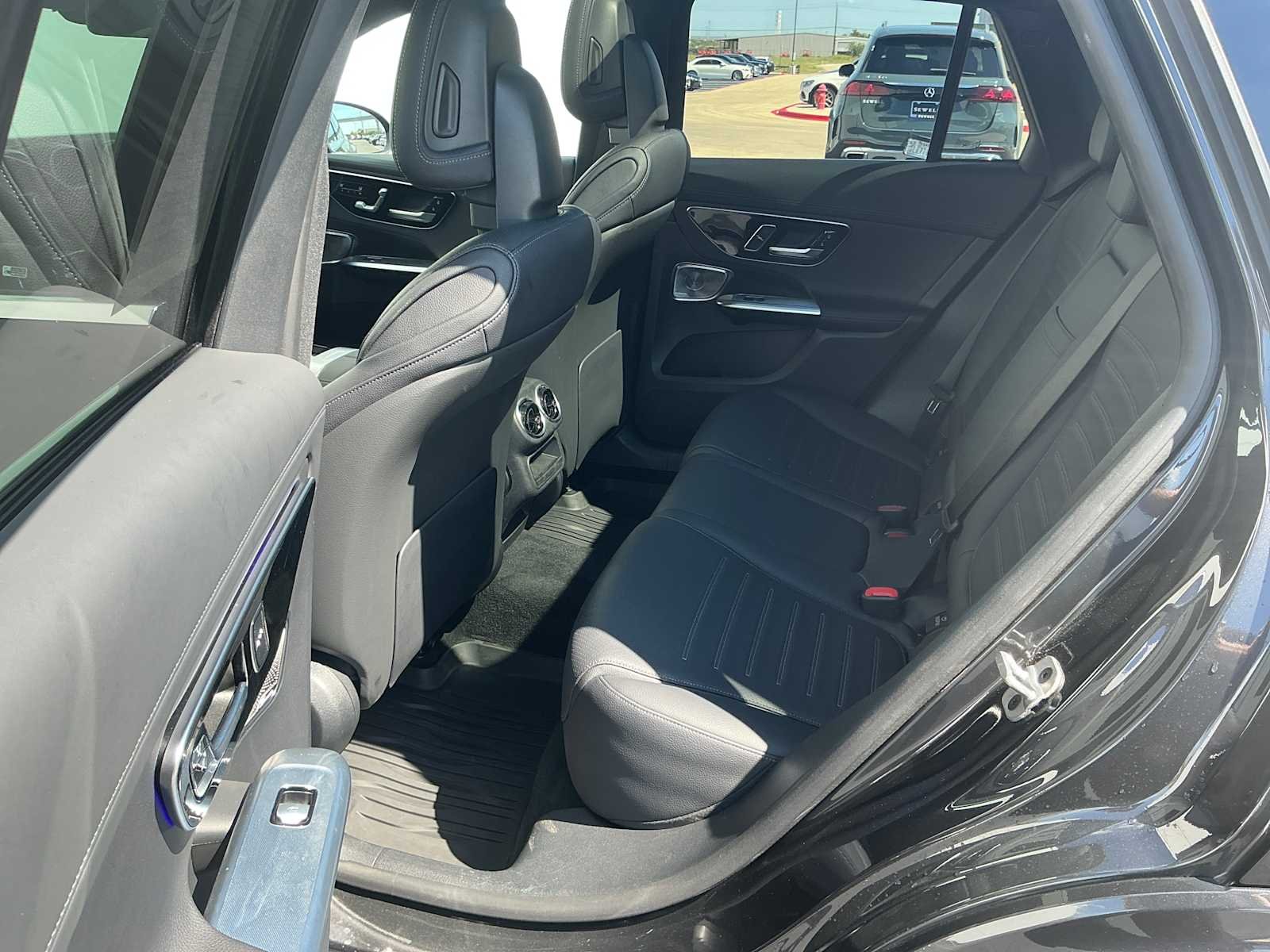 Certified Used 2023 Graphite Grey Metallic Mercedes-Benz GLC 300 image 24