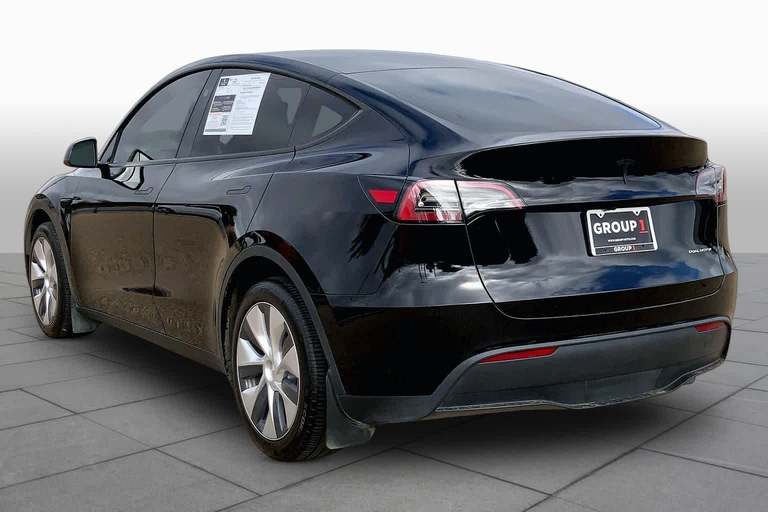 Used 2023 Pearl White Multi-Coat Tesla Long Range image 11