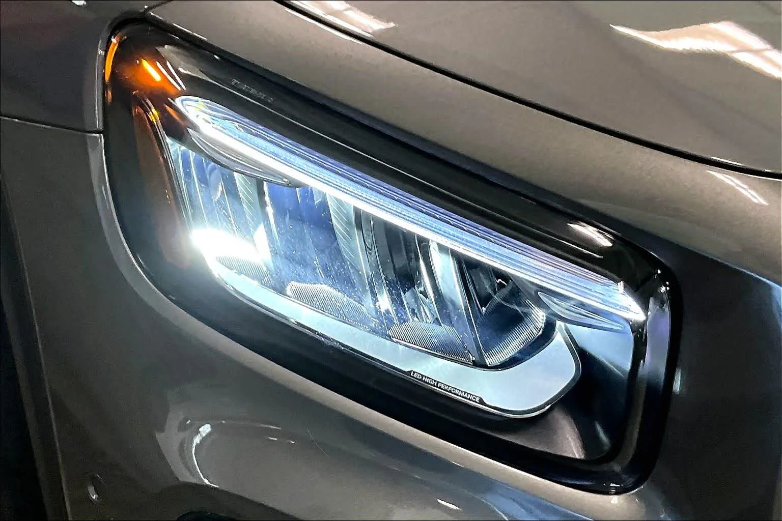 New 2026 Mountain Grey Metallic Mercedes-Benz GLB 250 image 17